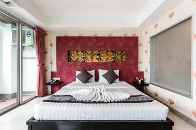 Camera Deluxe con letto king — 7Q Patong Beach Hotel